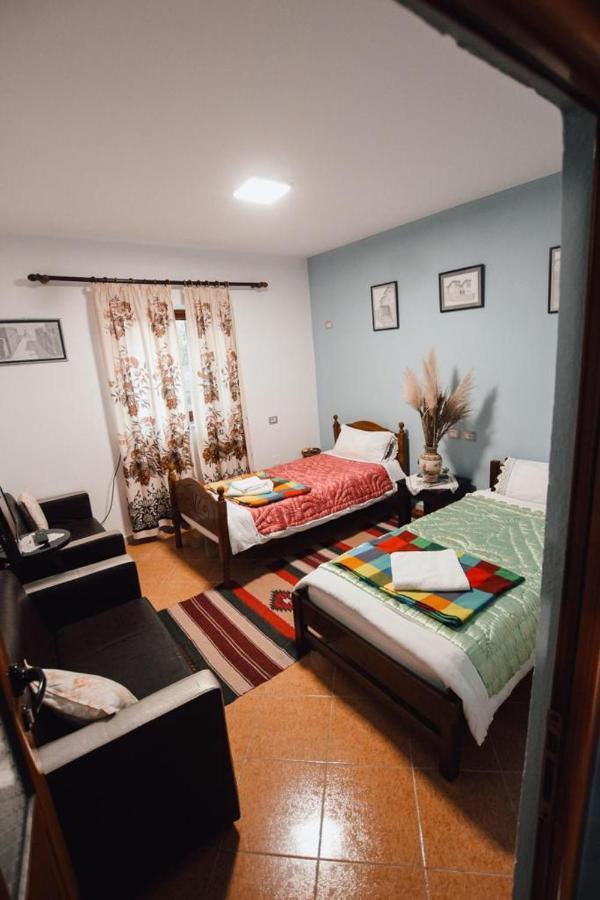 Bb Apartament Apartment Gjirokastër Екстериор снимка